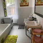 Petrabunt Apartamento *